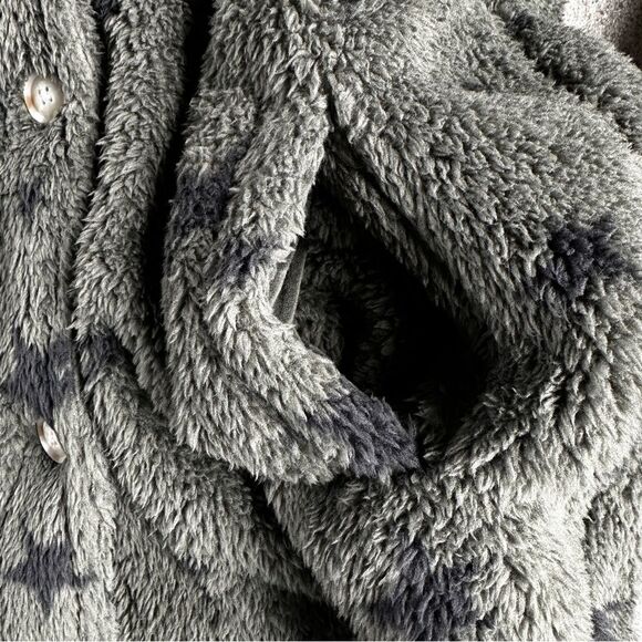 NWT PJ Salvage Cozy Button Up Jacket w/ Pockets in Olive Green Black Stars Small - Picture 7 of 16